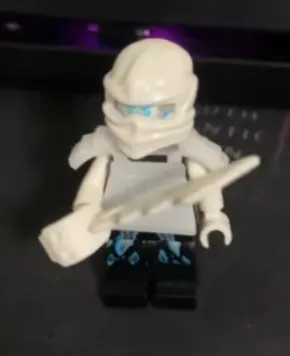 Madara Lego với áo giáp Hashirama