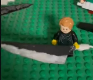 Zanpakuto của Ichigo với thiết kế cũ và mới