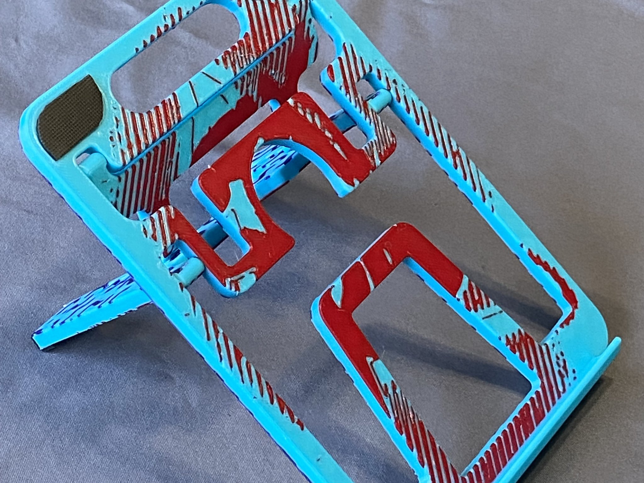 Giá đỡ laptop / máy tính bảng phong cách thập niên 90