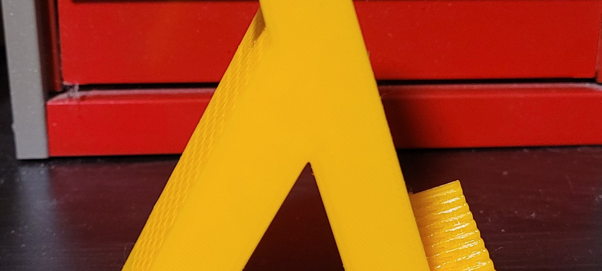 Giá đỡ card đồ họa hình biểu tượng Half-Life