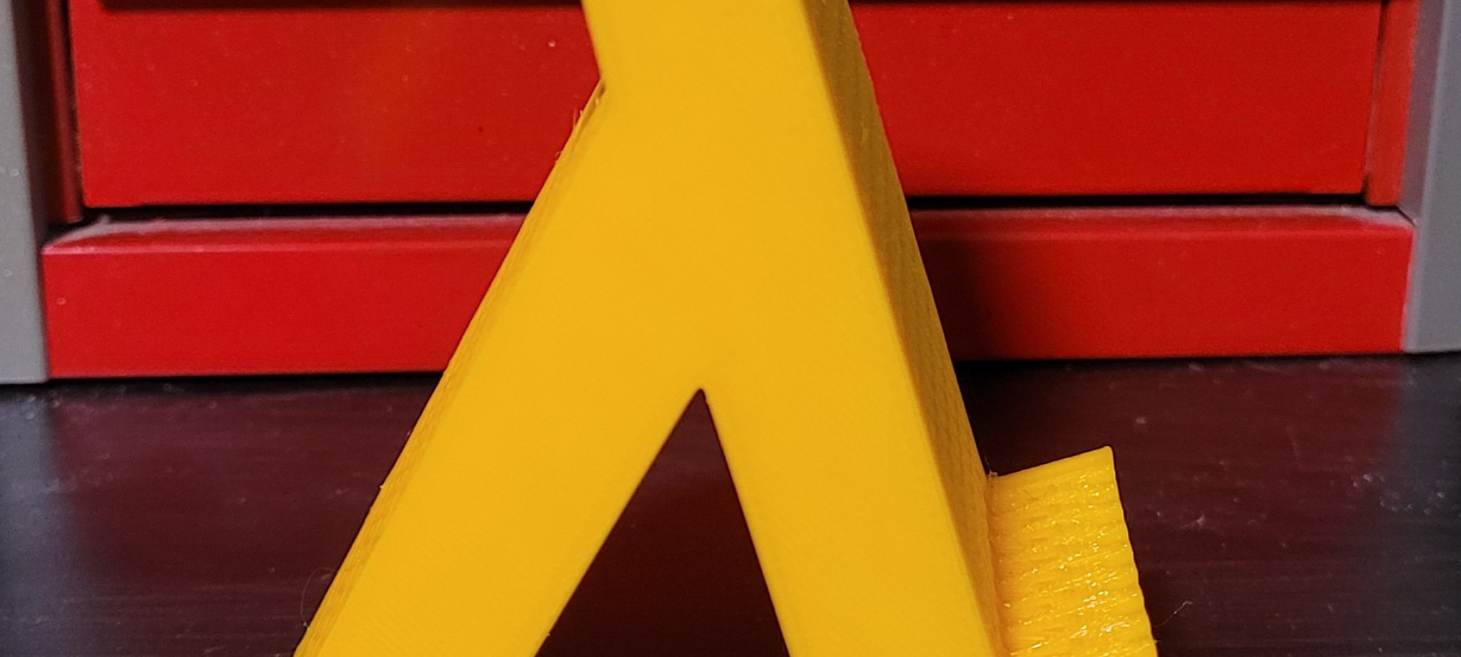 Giá đỡ card đồ họa hình biểu tượng Half-Life