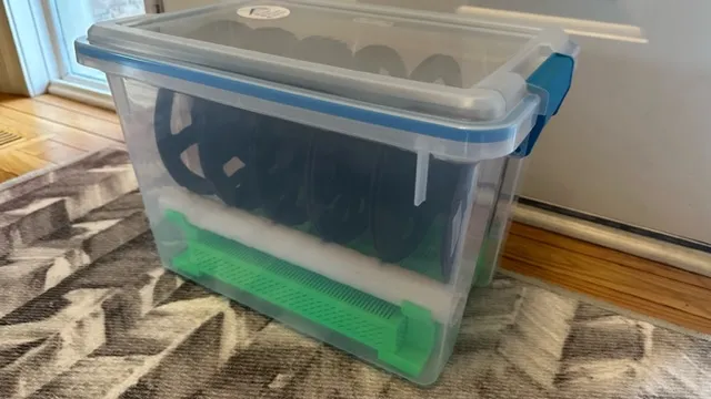 Hộp khô 20 quart Sterilite #19324306 với khay silica