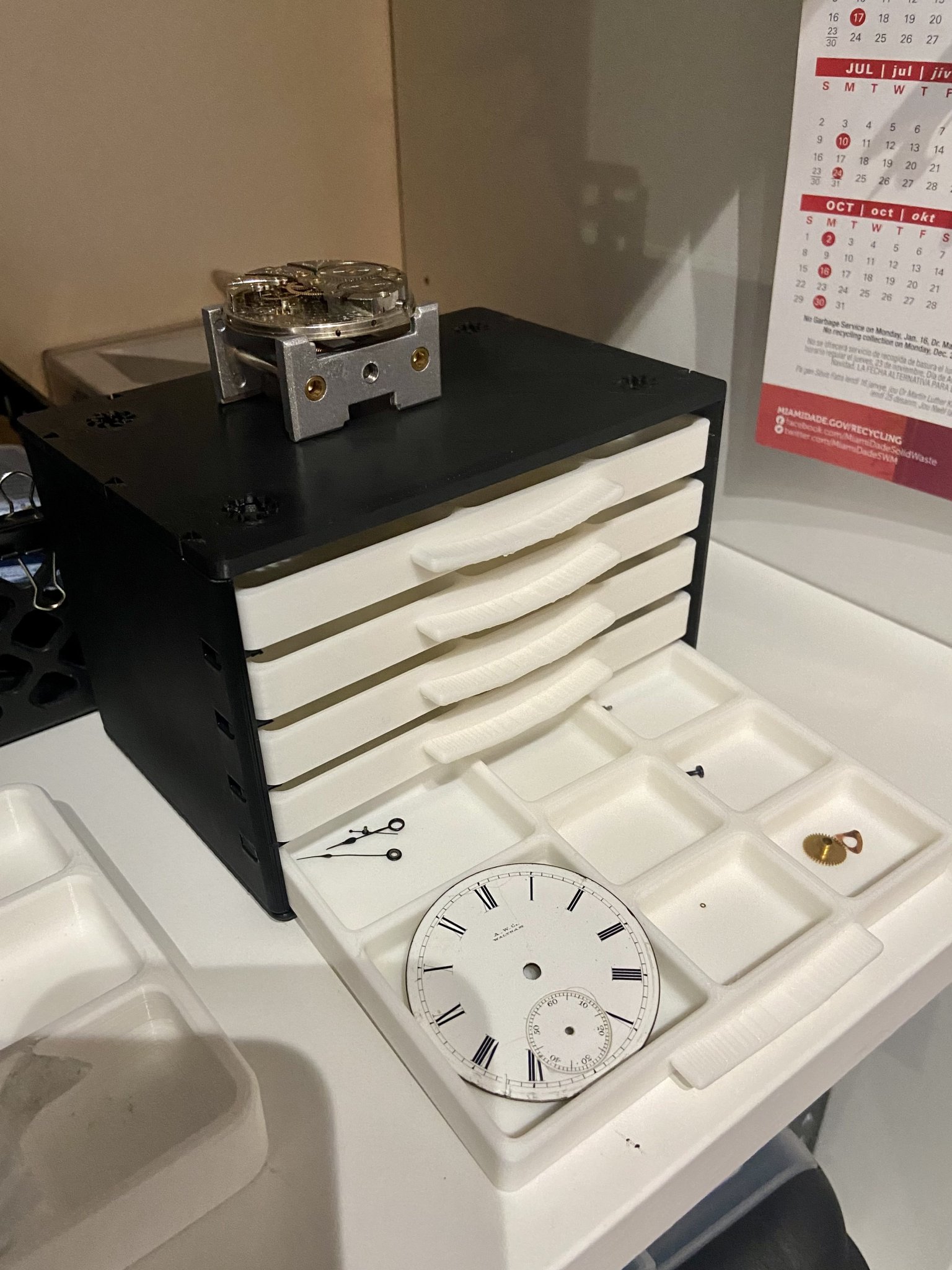 Hộp lưu trữ các bộ phận nhỏ cho thợ làm đồng hồ