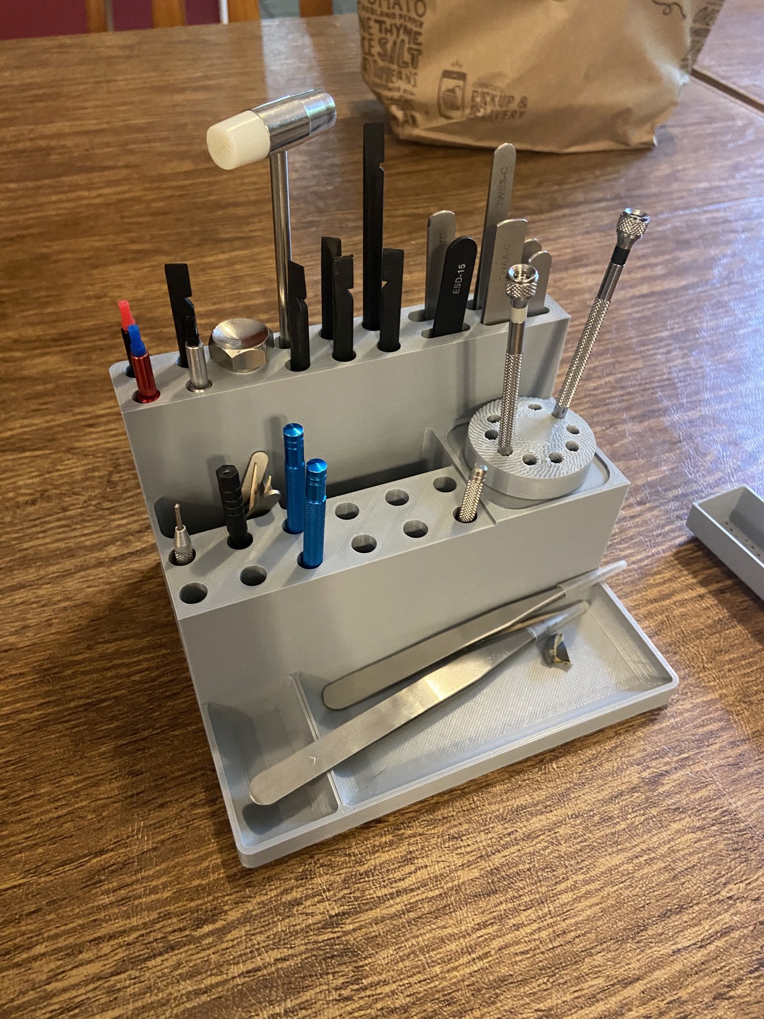 Giá đỡ dụng cụ đa năng cho thợ đồng hồ và mô hình viên