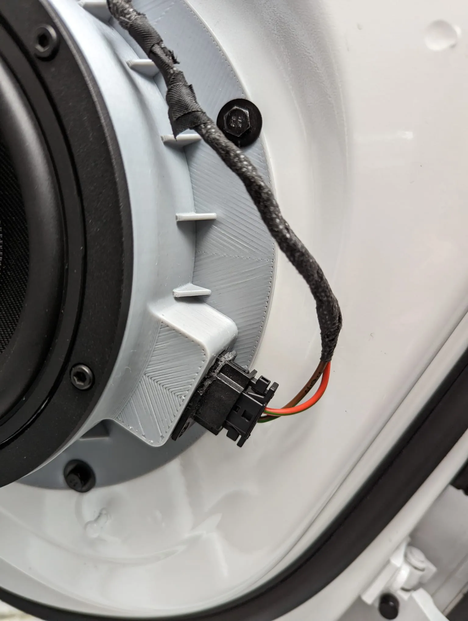 Bộ chuyển đổi nâng cấp loa B&O cho xe Audi