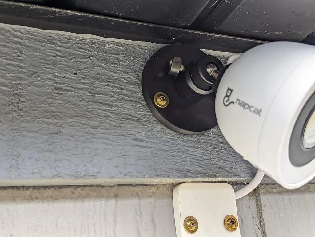 Giá đỡ tường cho đầu bóng nhỏ (ren 1/4")