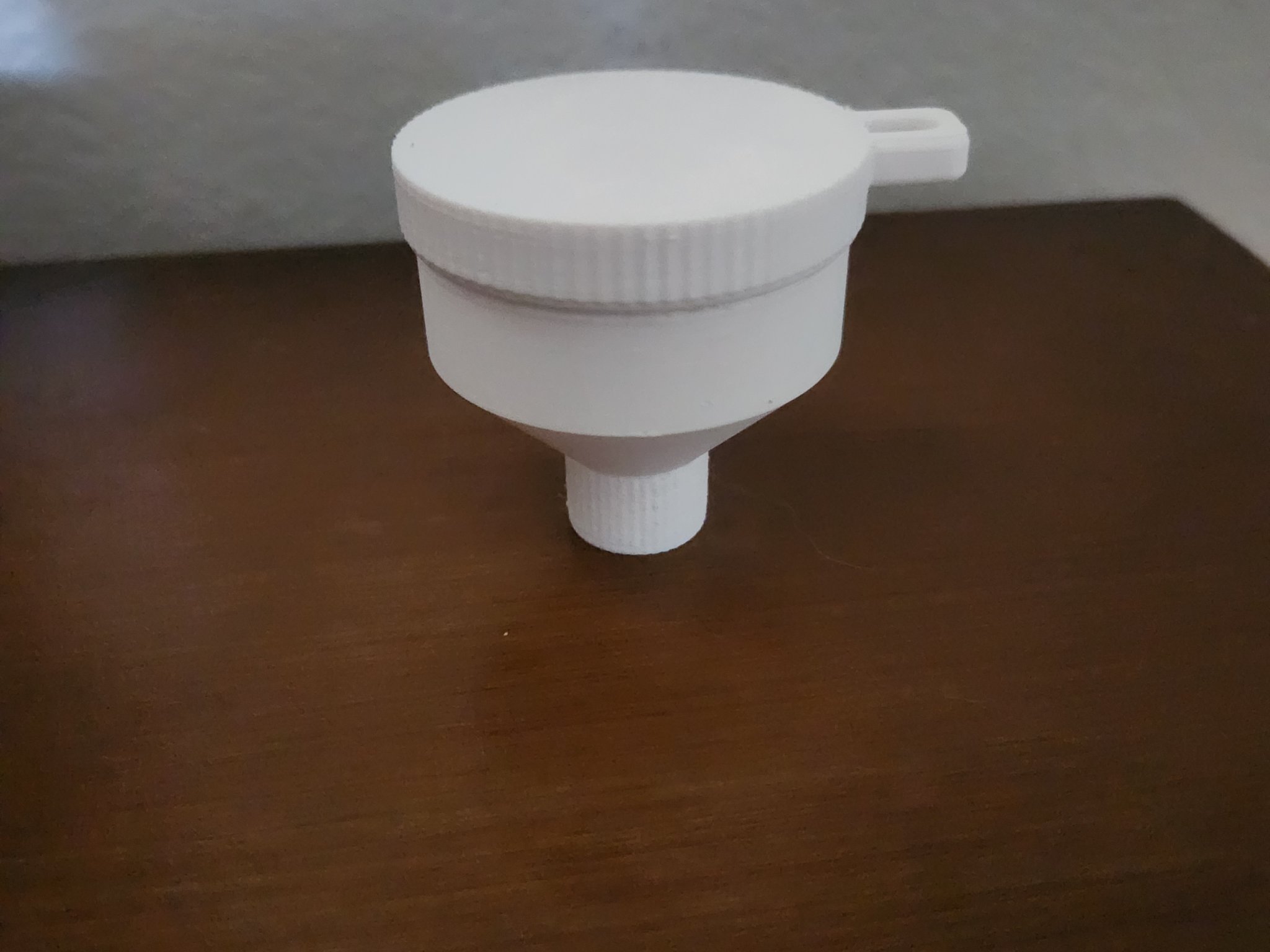 Phễu đựng bột protein tiện lợi mang đi