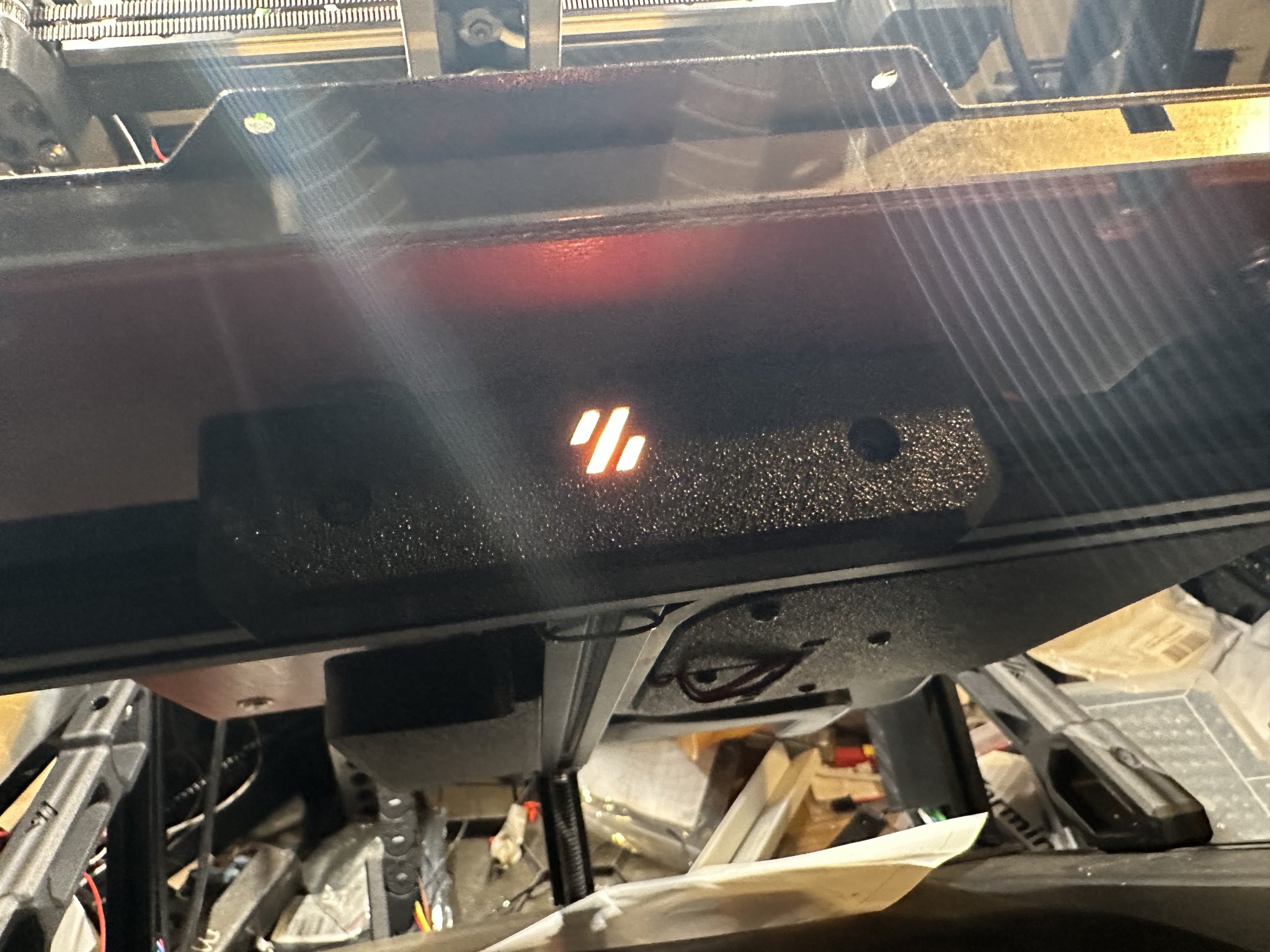 Khung giường Trident với giá đỡ neopixel