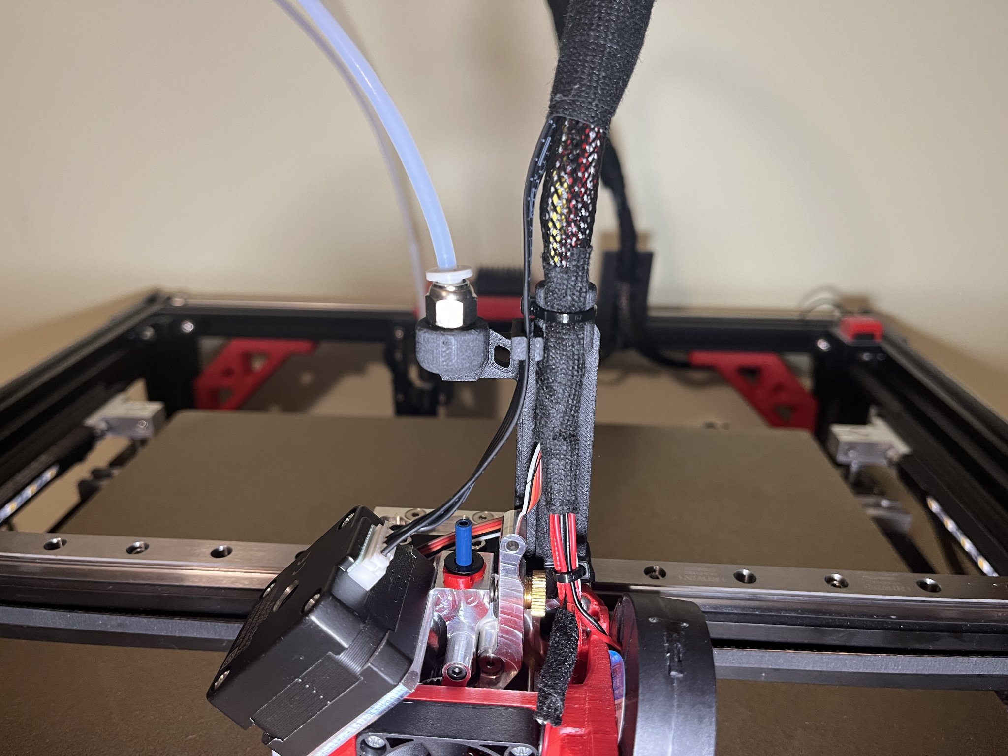 Giá đỡ cáp Micro Swiss cho Ender 5 Plus và ray tuyến tính