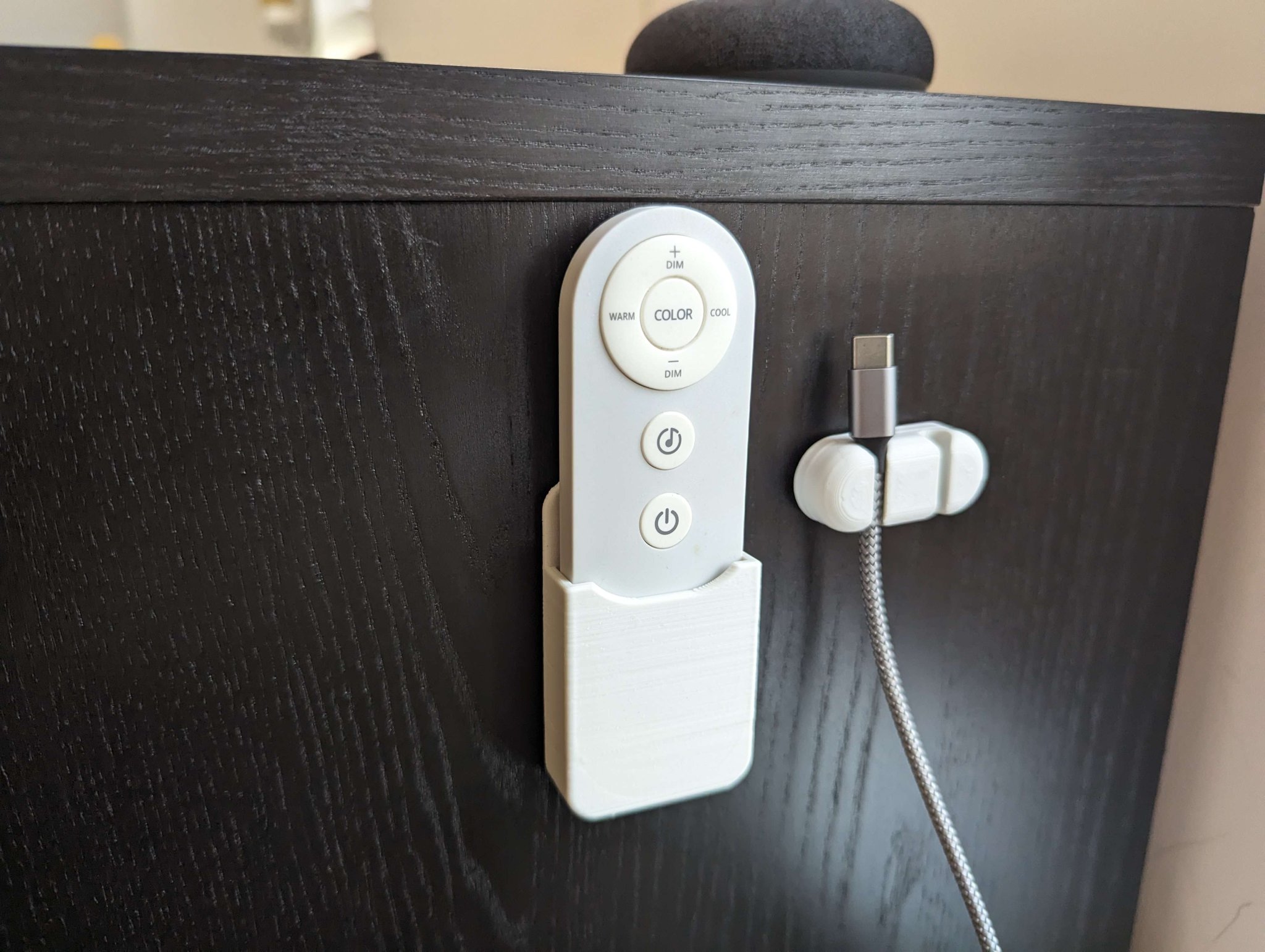 Giá đỡ điều khiển cho đèn sàn Govee