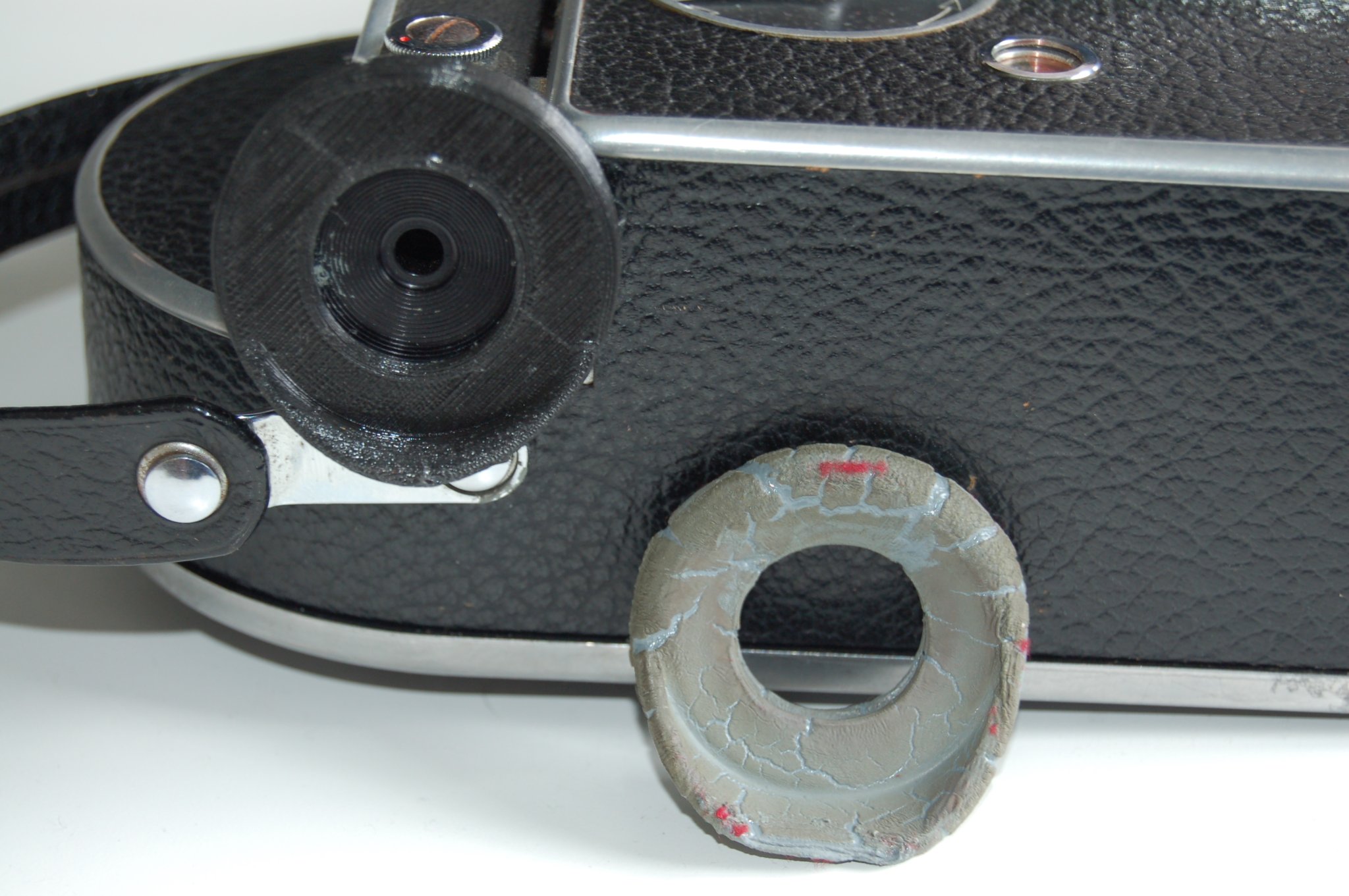 Cúp mắt cho máy quay phim Bolex 16mm