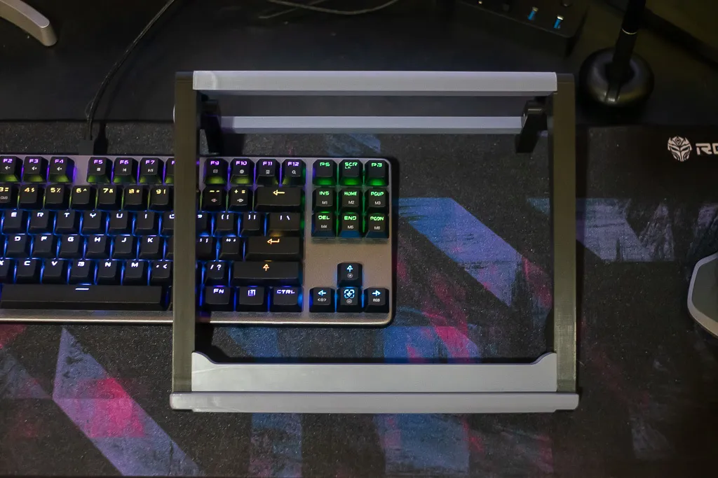 Giá đỡ bảng vẽ điều chỉnh cho máy tính bảng và bàn phím