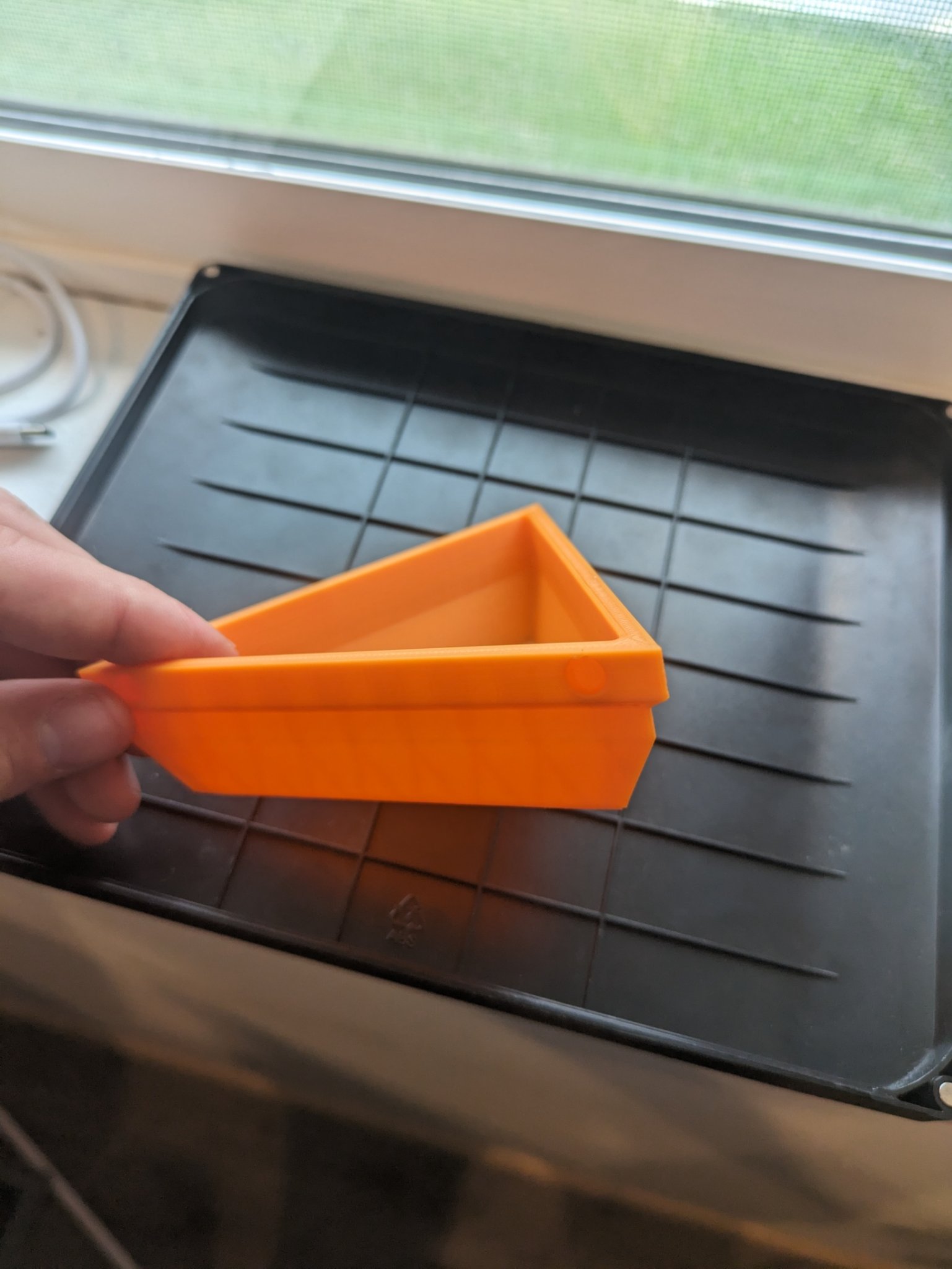 Khay nam châm cho quân cờ hình tam giác