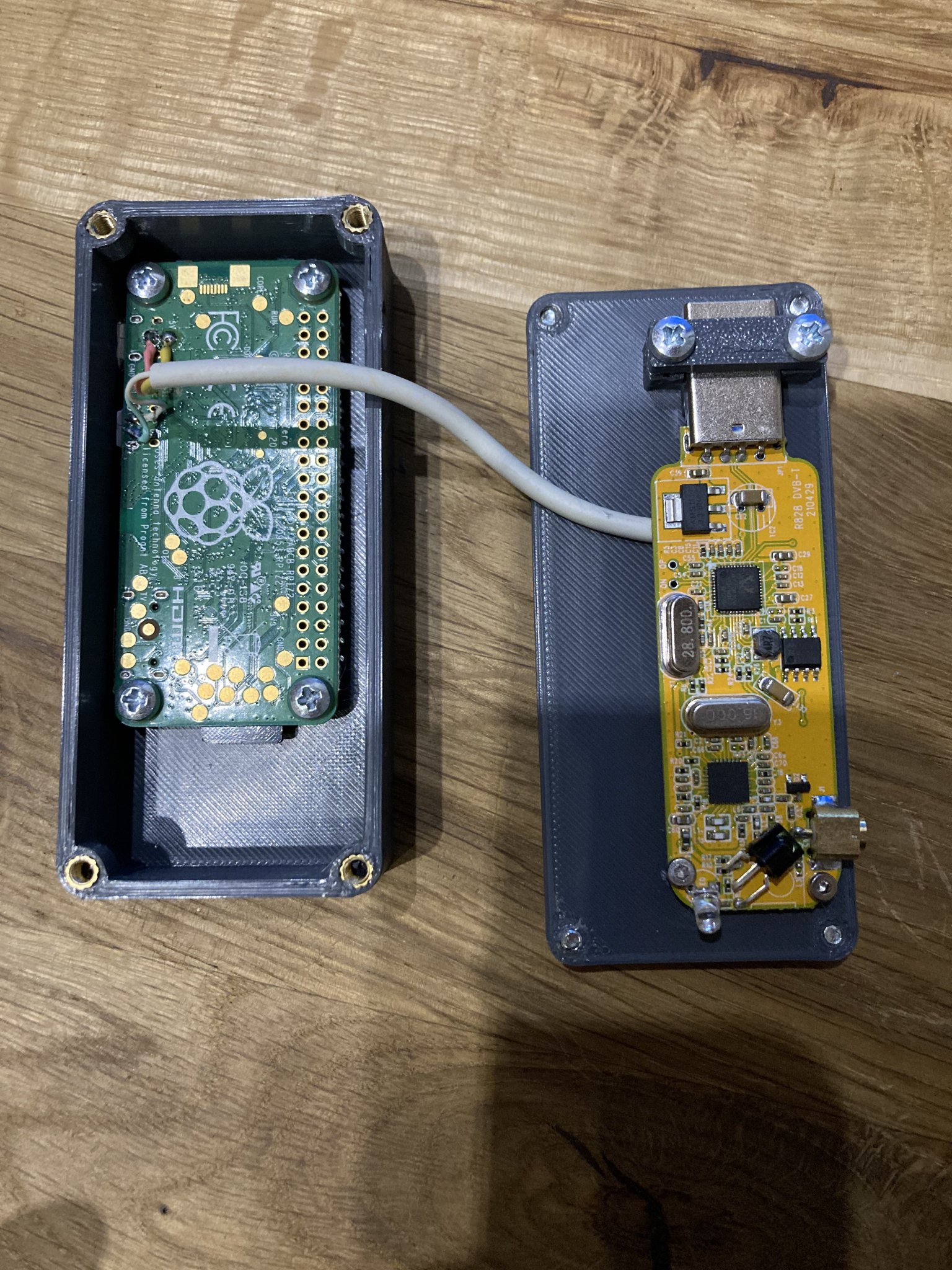 Bộ theo dõi ADSB cho Raspberry Pi Zero và RTL2832/R820T2