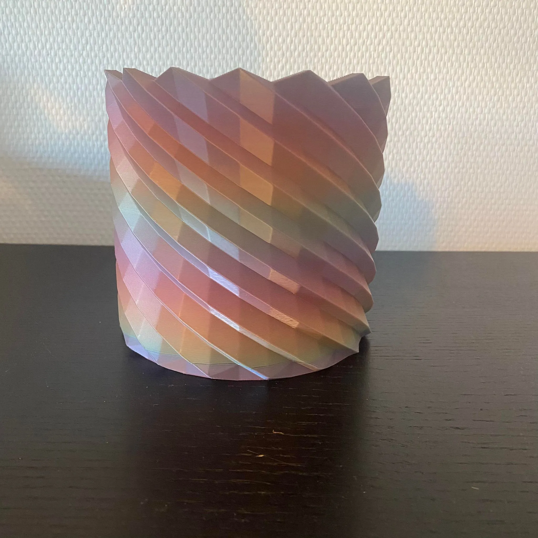 Chậu cây hình học trang trí nội thất