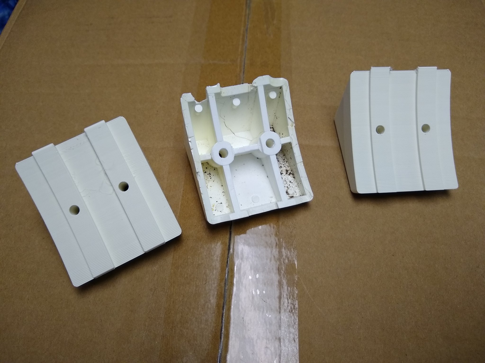 Chân thay thế cho ghế patio Sunbeam thập niên 90