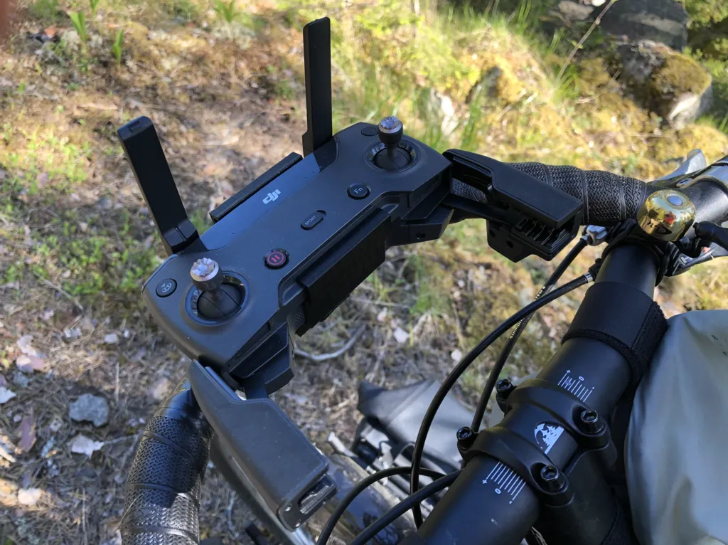 Giá đỡ điều khiển DJI Spark cho ghi đông xe đạp 22mm