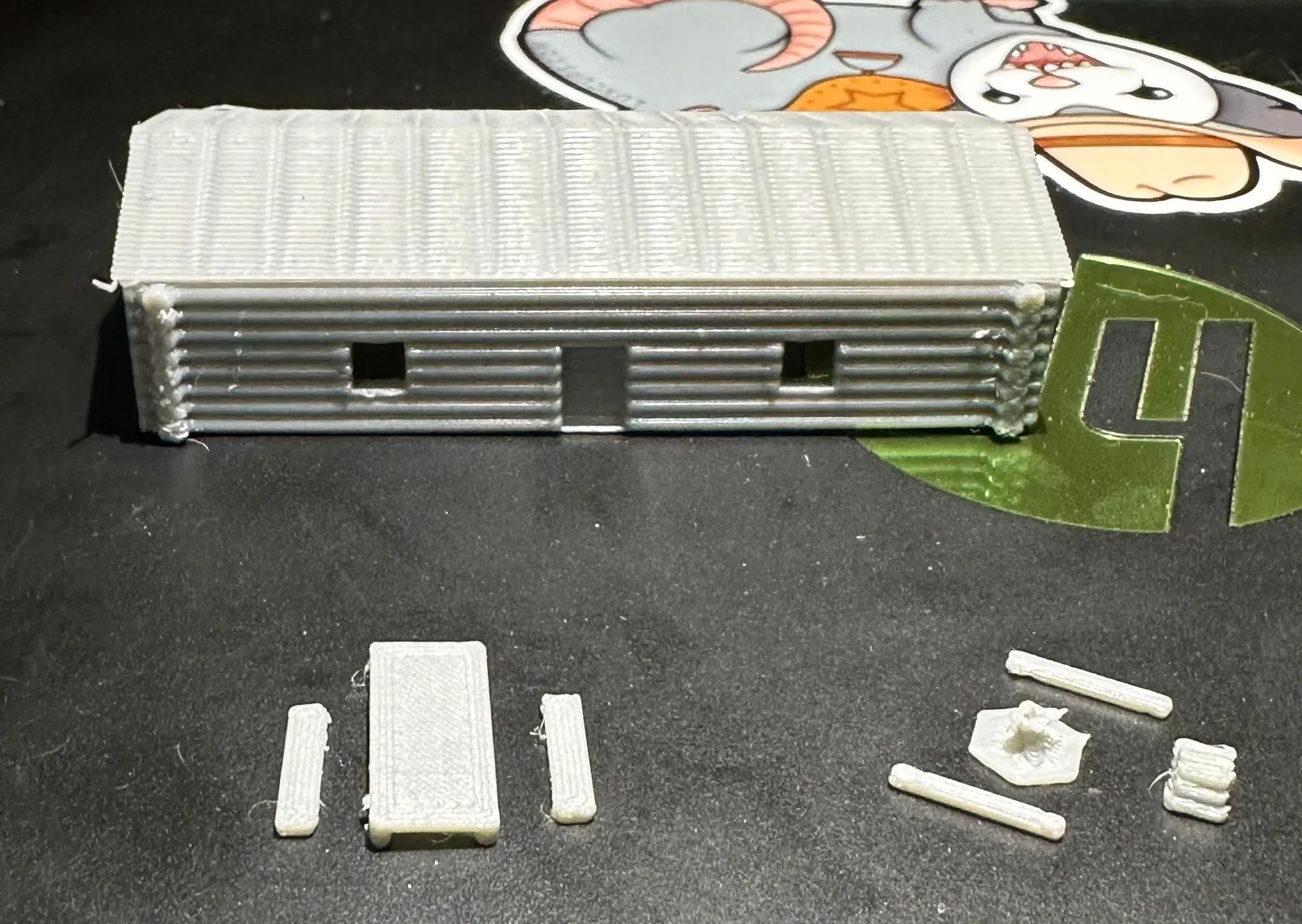 Nhà gỗ kiểu cabin tỷ lệ N cho mô hình đường sắt