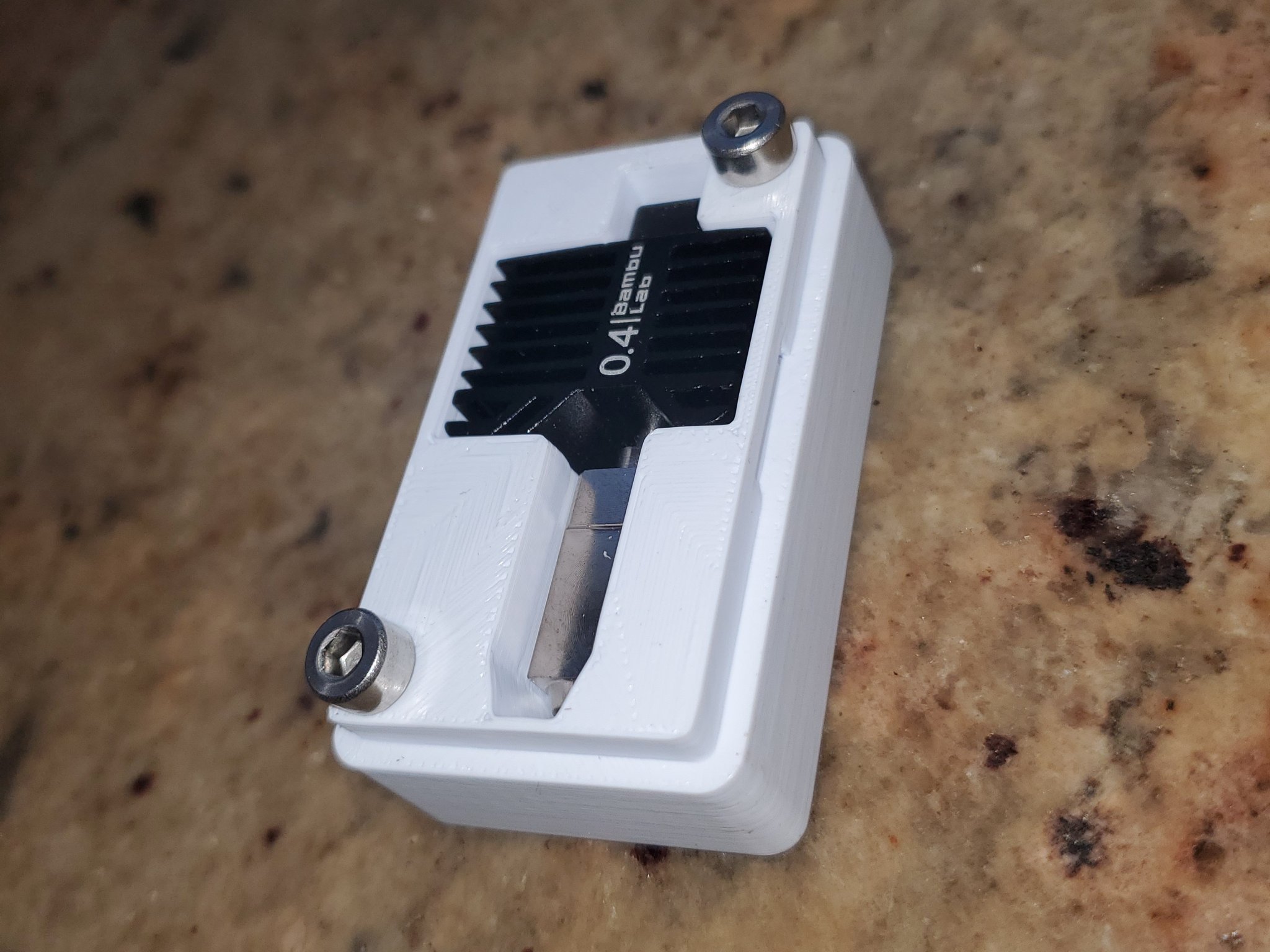 Hộp vòi phun lắp ghép và xếp chồng với không gian cho phụ kiện