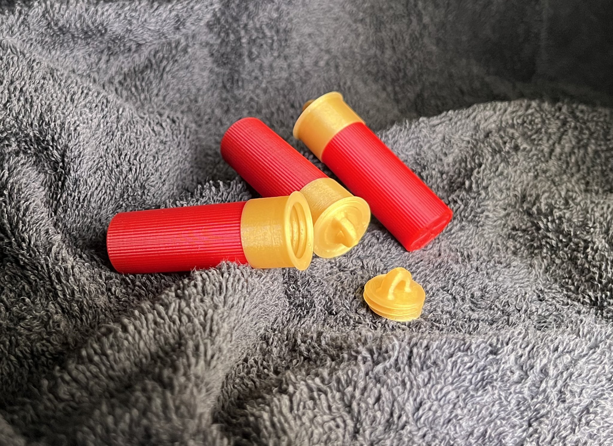 Móc khóa hình đạn 12 Gauge bằng PLA