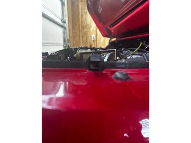 Giá đỡ thanh chống nắp ca-pô AUTOZAM AZ-1