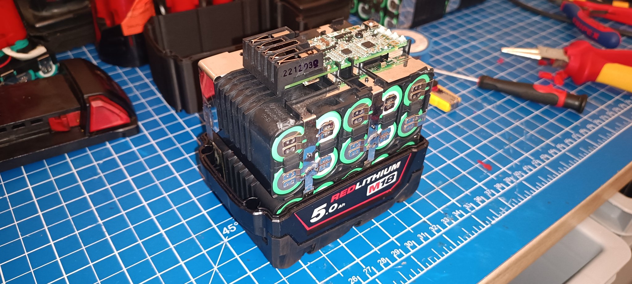 Mở rộng pin Milwaukee M18 42mm cho 2x 5.0Ah