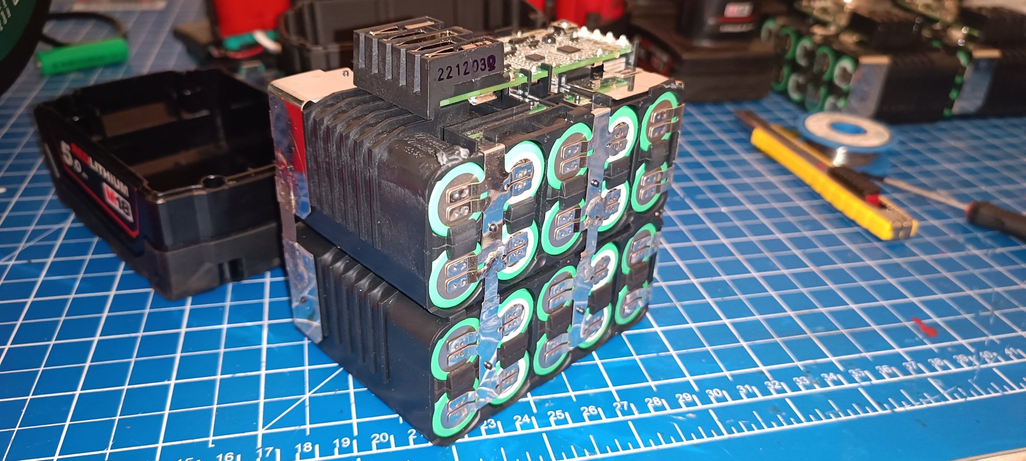 Mở rộng pin Milwaukee M18 42mm cho 2x 5.0Ah