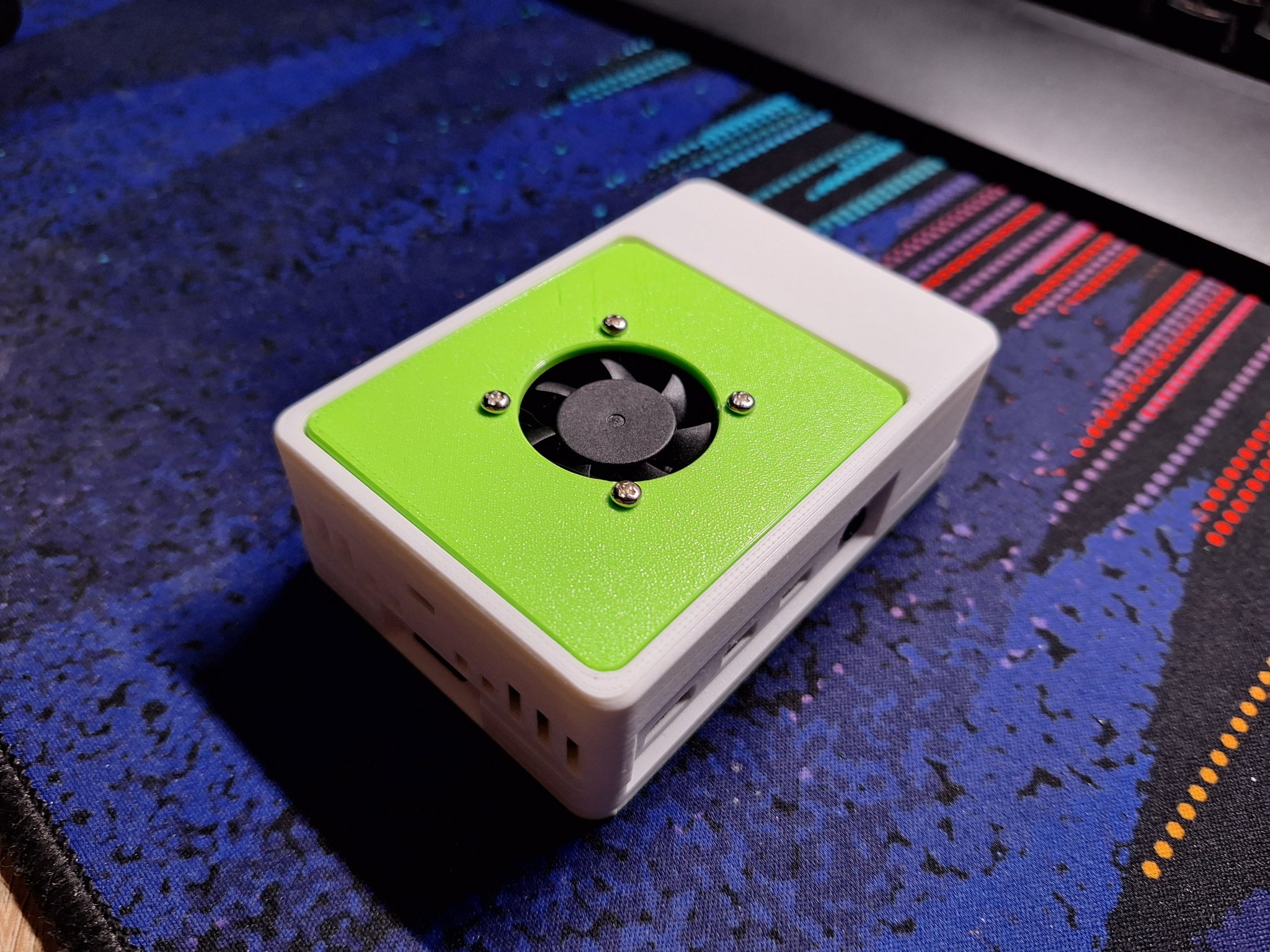 Mô-đun quạt 3007 với lỗ vít cho lắp đặt chắc chắn