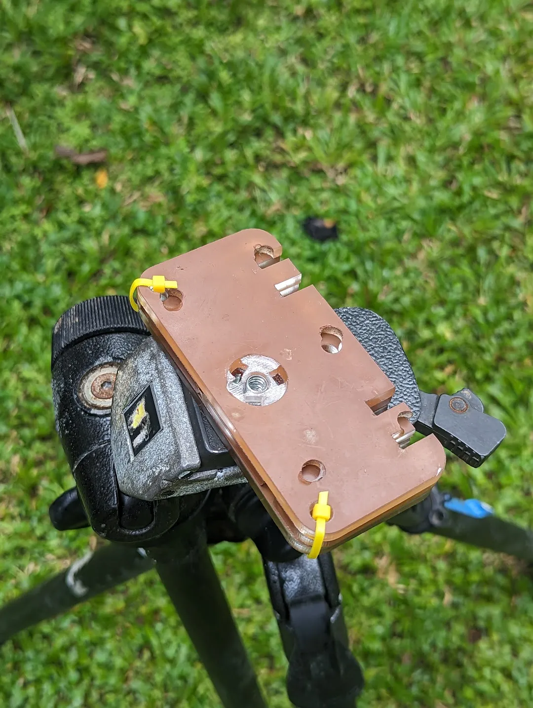 Búa trong ổ đạn 1/4 inch cho giá tripod