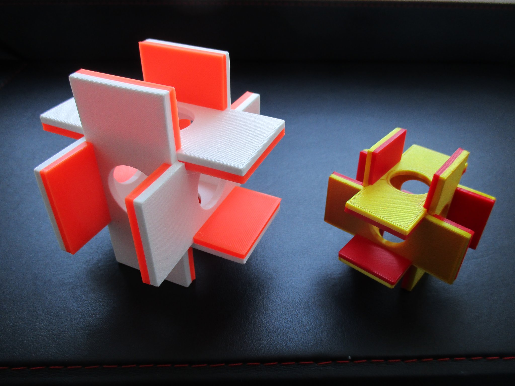 Câu đố trí tuệ bằng gỗ kiểu Nhật Bản