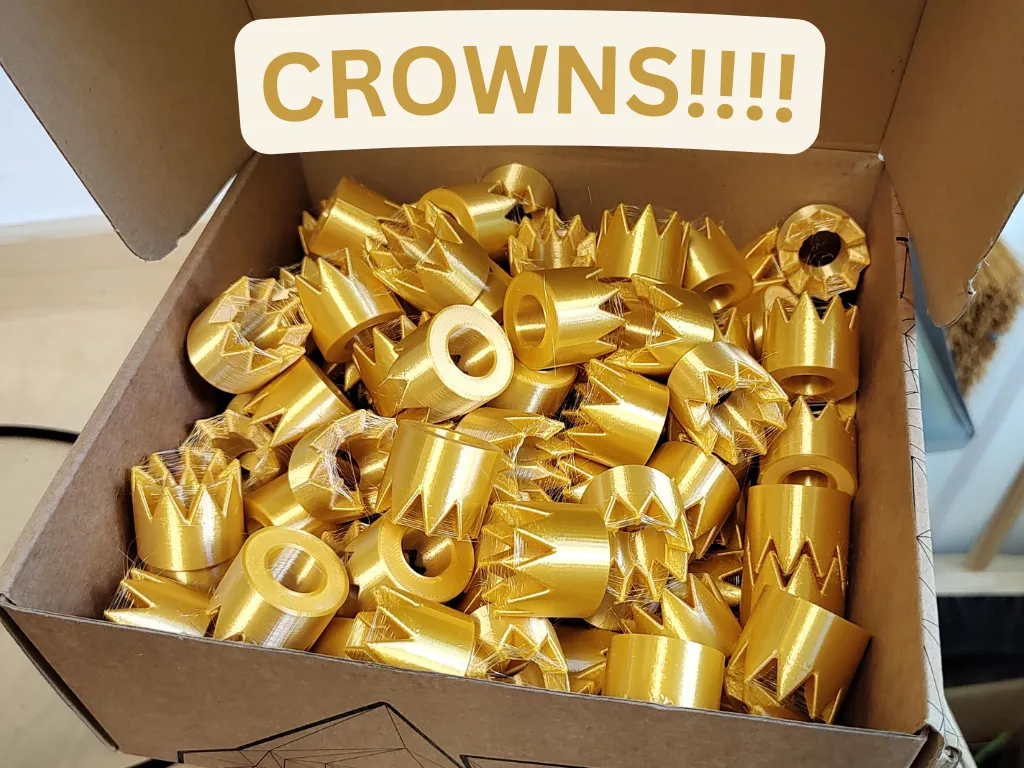 Khăn quàng cổ hình vương miện cho đội trưởng hướng đạo