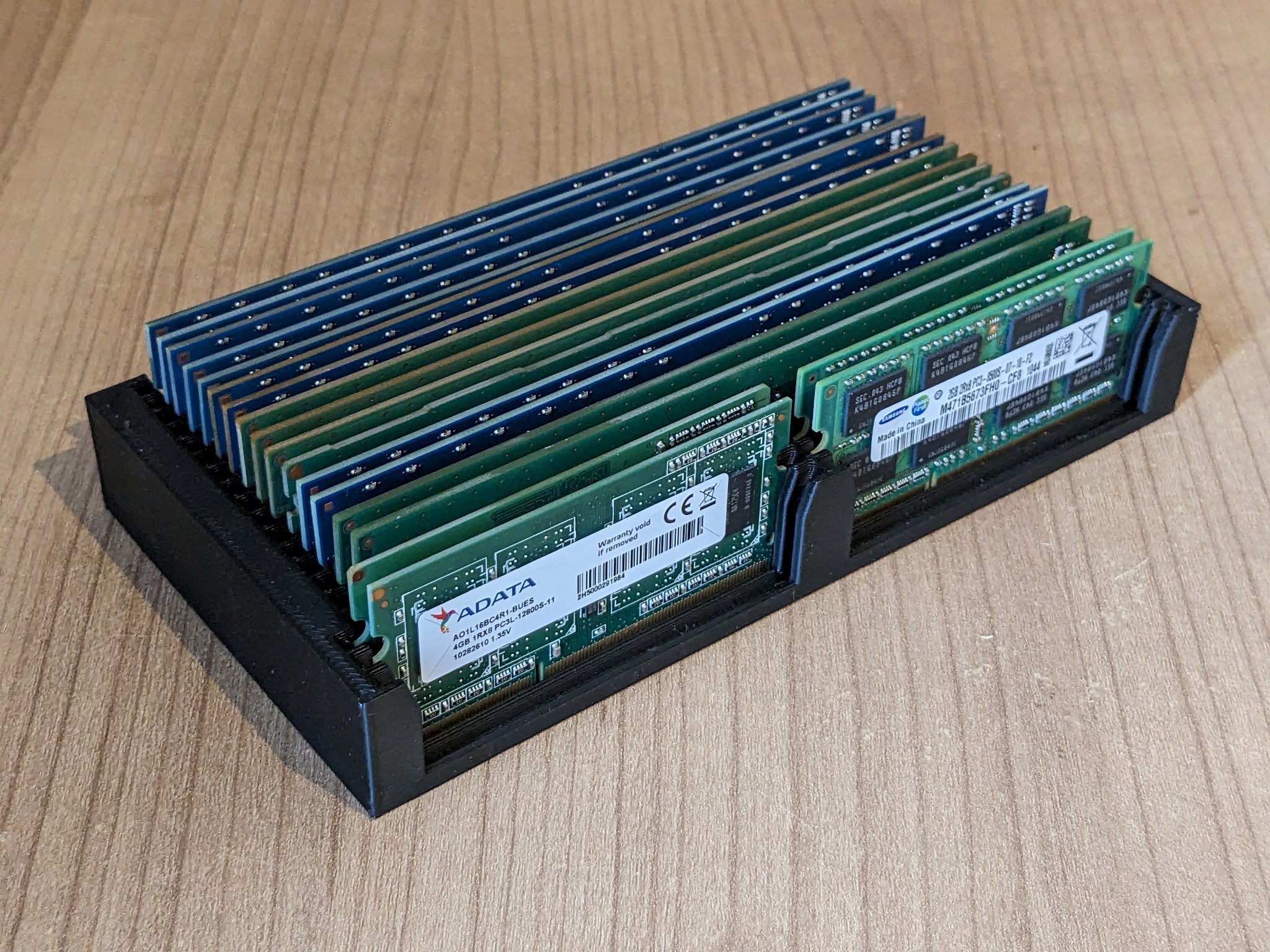 Giá đỡ RAM DIMM và SODIMM cho máy tính và laptop