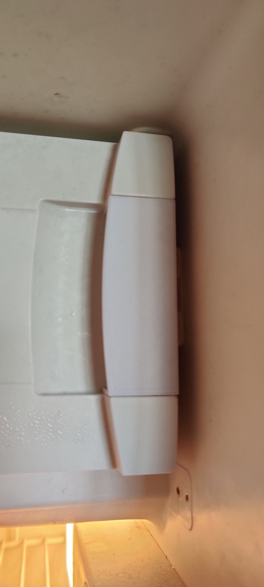 Tay cầm và lò xo thay thế cho ngăn đông Gorenje