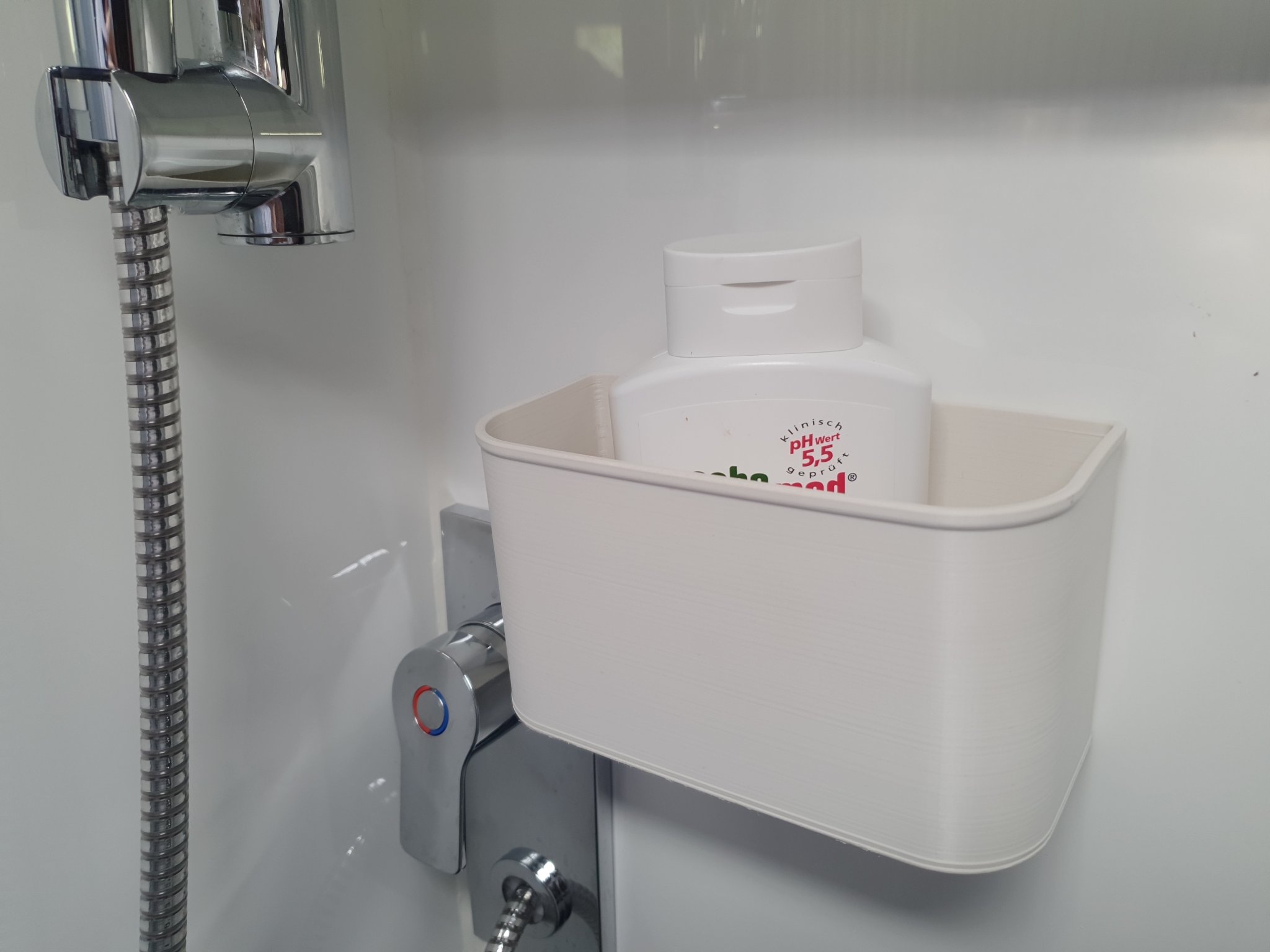 Giá đỡ đồ dùng cho vòi sen trong phòng tắm Pössl-Summit 540