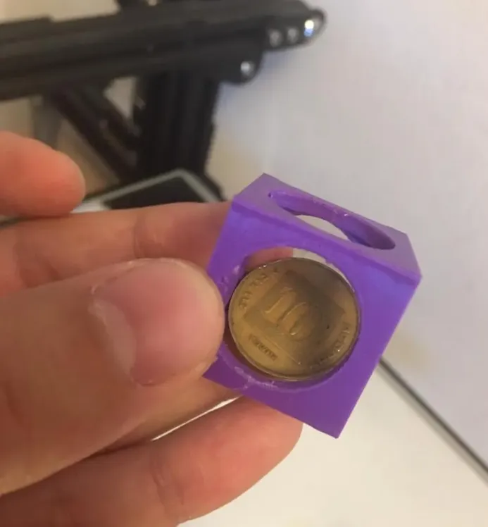 Đồng xu bí ẩn: Thách thức giải đố không thể giải quyết