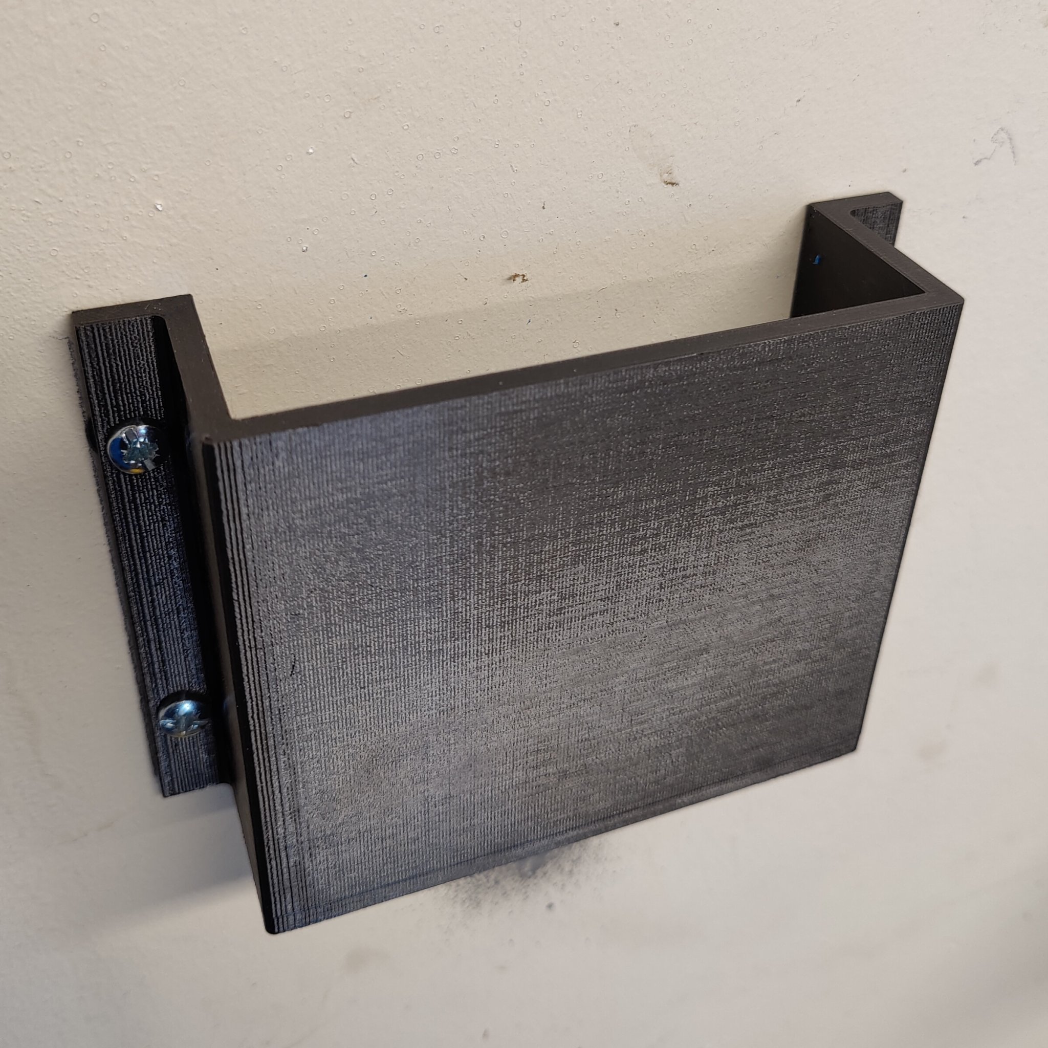 Giá treo tường cho xe trượt tuyết Stiga Snowracer