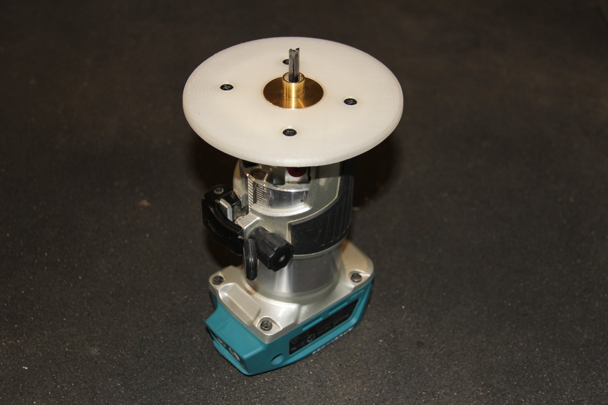 Bảng đế mở rộng 125mm cho máy router Makita