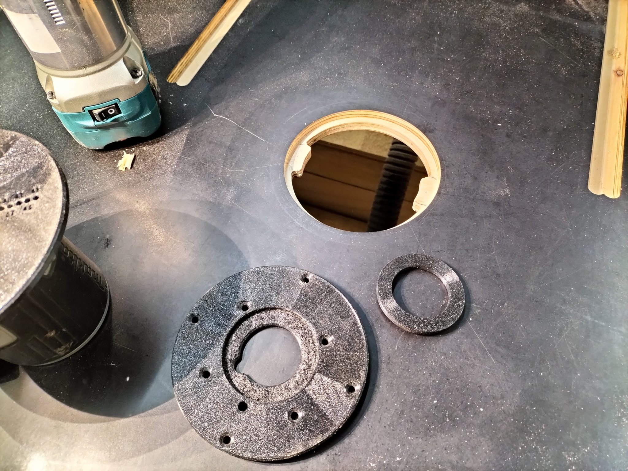 Giá đỡ cắt vòng Makita với bán kính 20-50mm