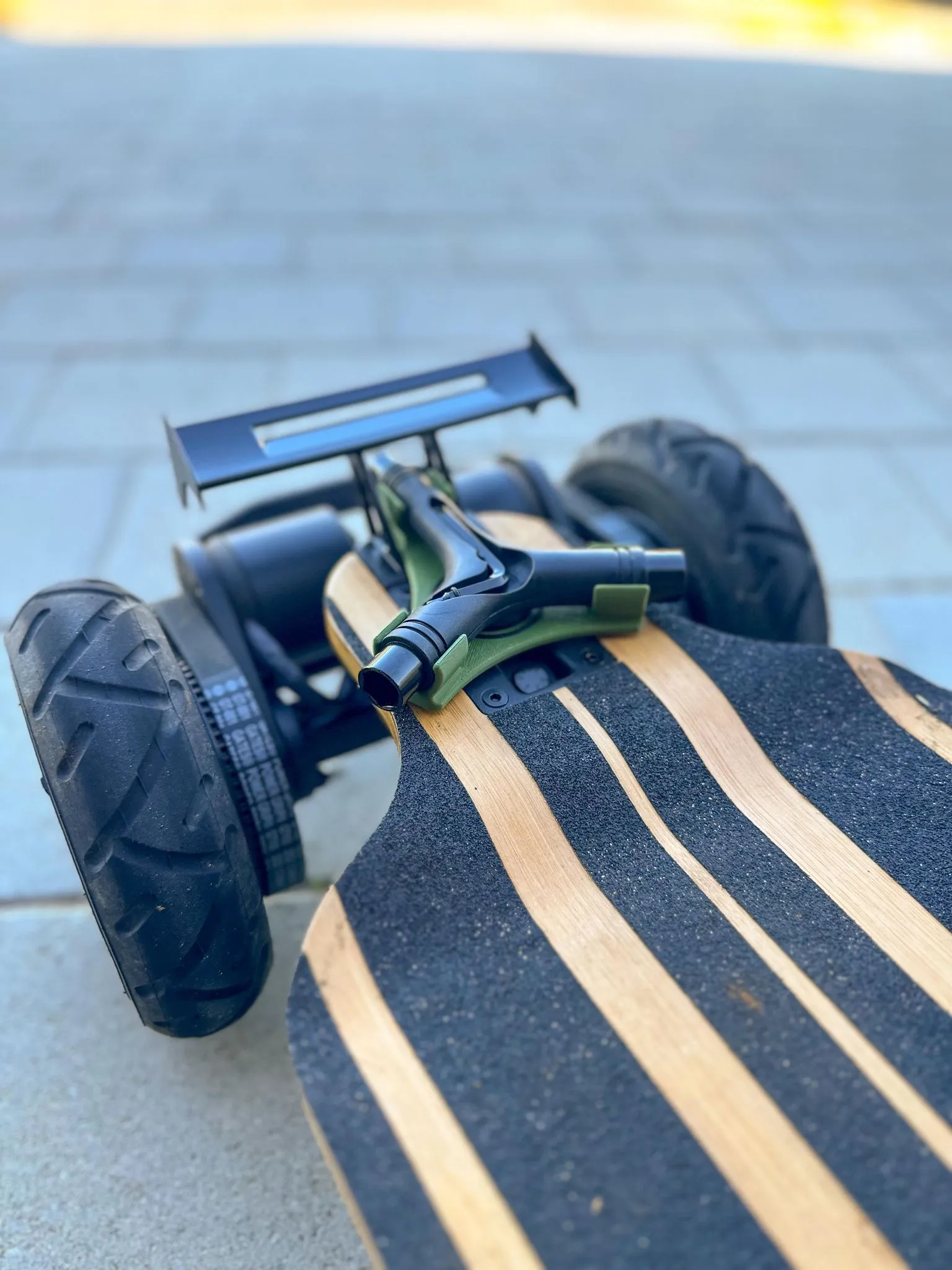 Giá đỡ công cụ Y cho ván trượt Evolve