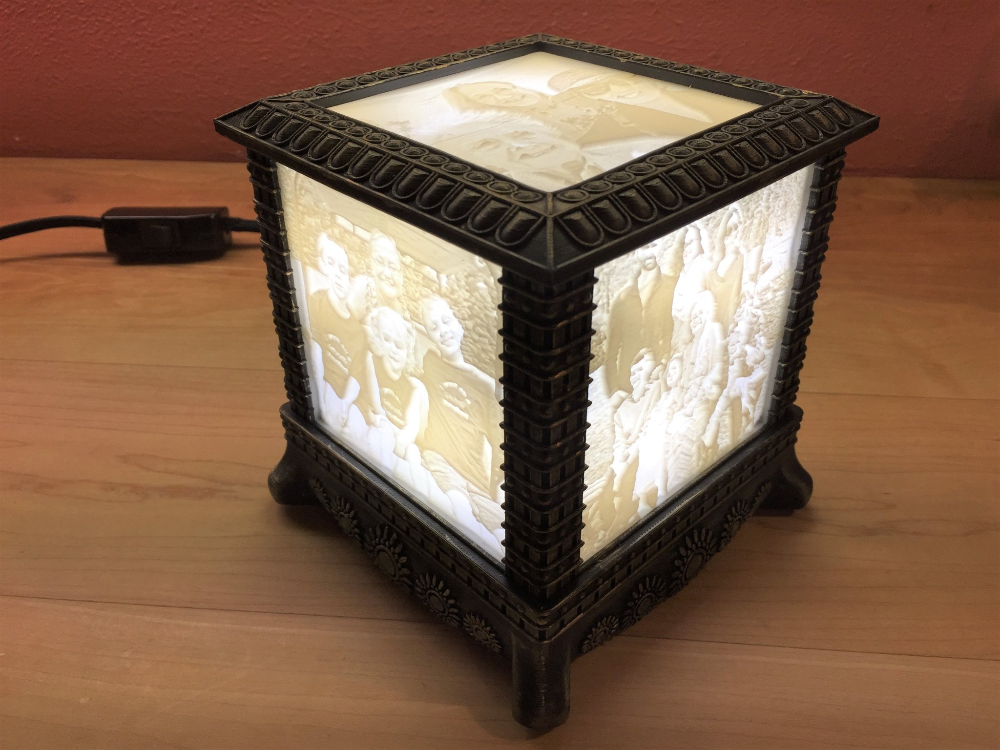 Đèn Lithophane Gothic cho Mẹ vào dịp Giáng Sinh
