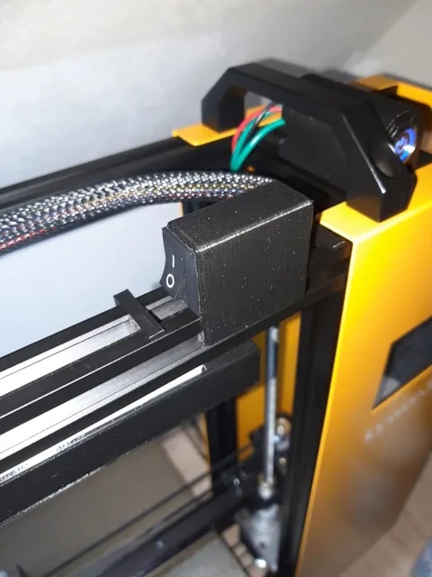 Vỏ công tắc 21,5 x 15 x 24,7 mm cho thanh 2020