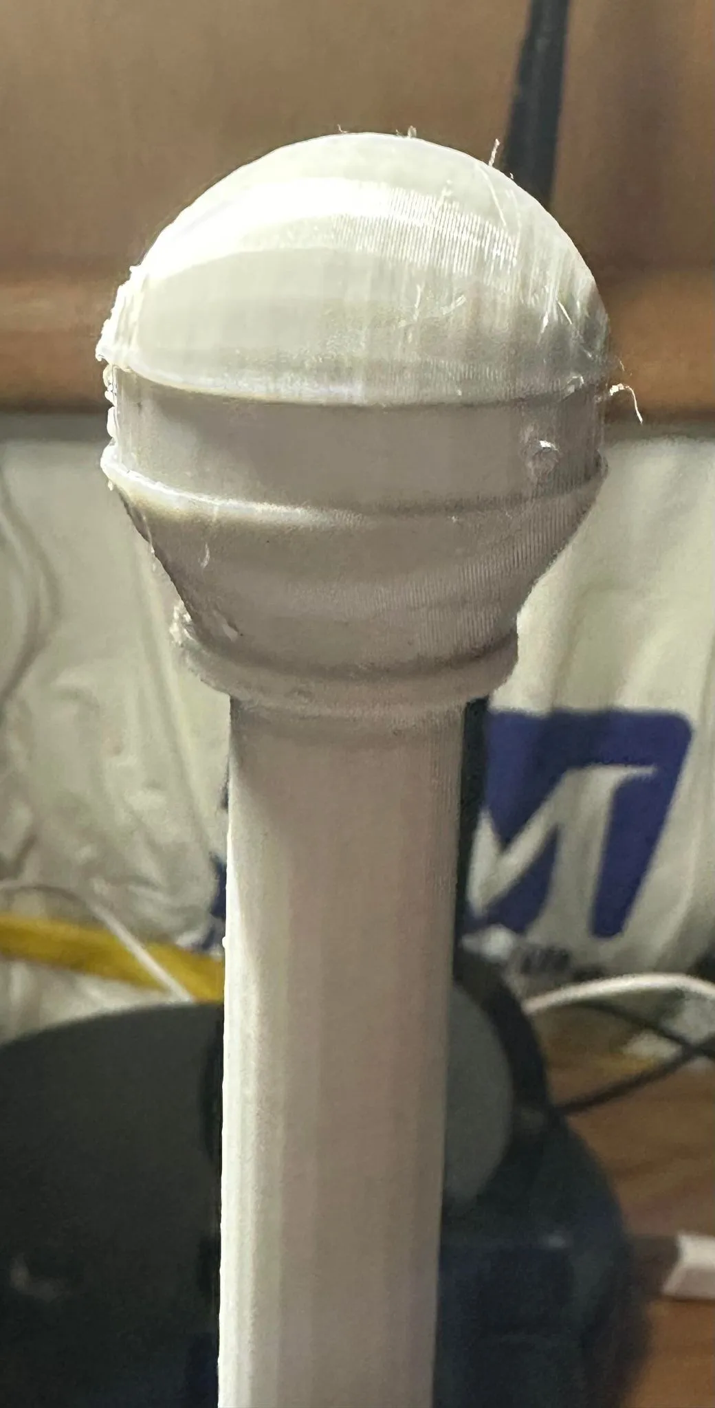 Tháp nước tỷ lệ N với chỗ cho nhãn thị trấn