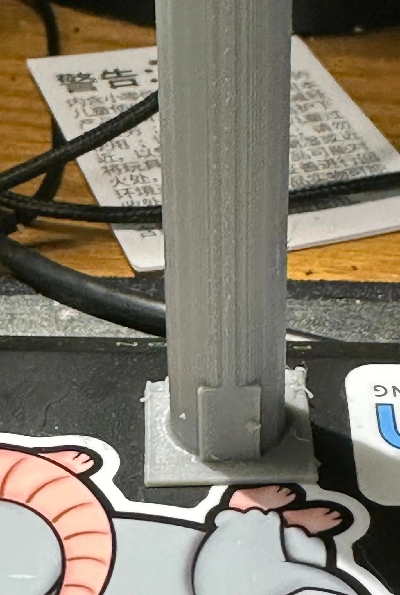 Tháp nước tỷ lệ N với chỗ cho nhãn thị trấn