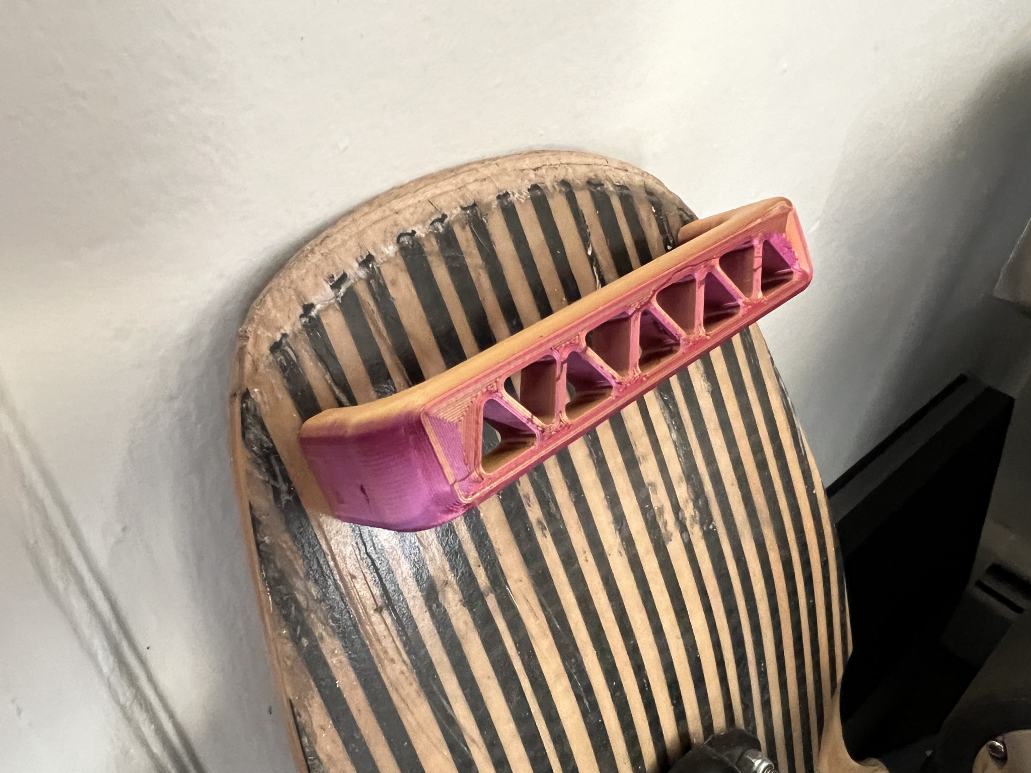 Tay nắm ngăn kéo với đai ốc giữ hoặc chèn nhiệt M4