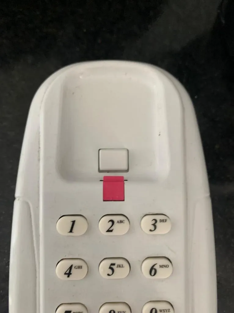 Khóa thay thế cho các hệ thống intercom tiêu chuẩn