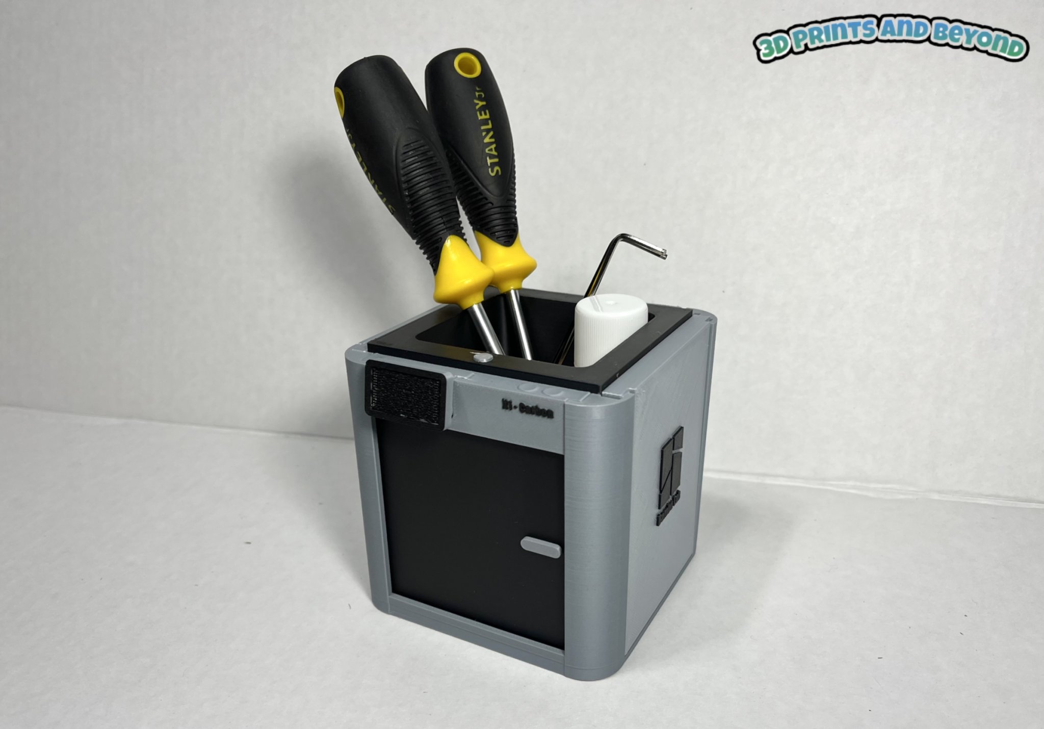 Giá đỡ để bàn Bambu Lab X1C thiết kế độc đáo