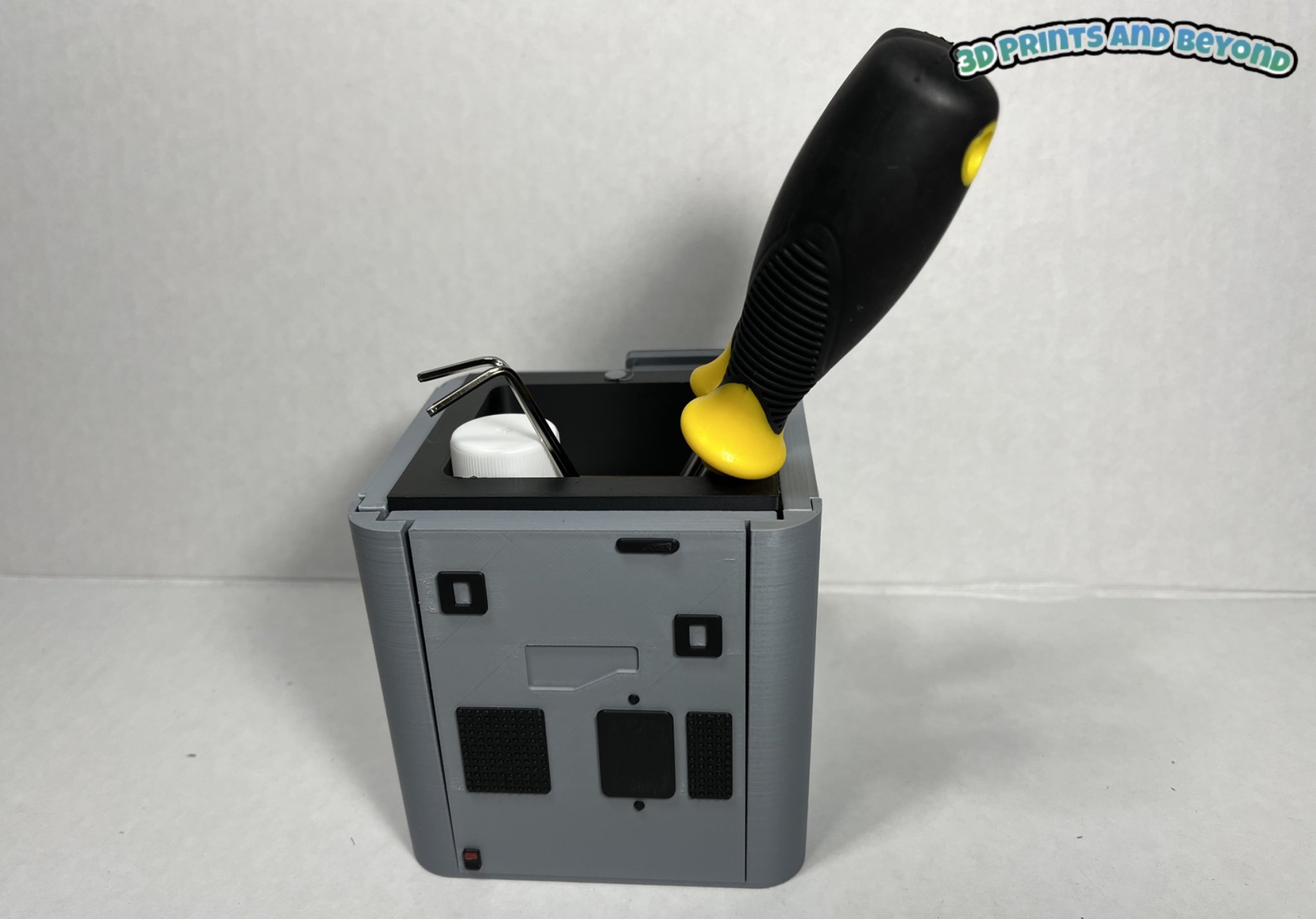 Giá đỡ để bàn Bambu Lab X1C thiết kế độc đáo