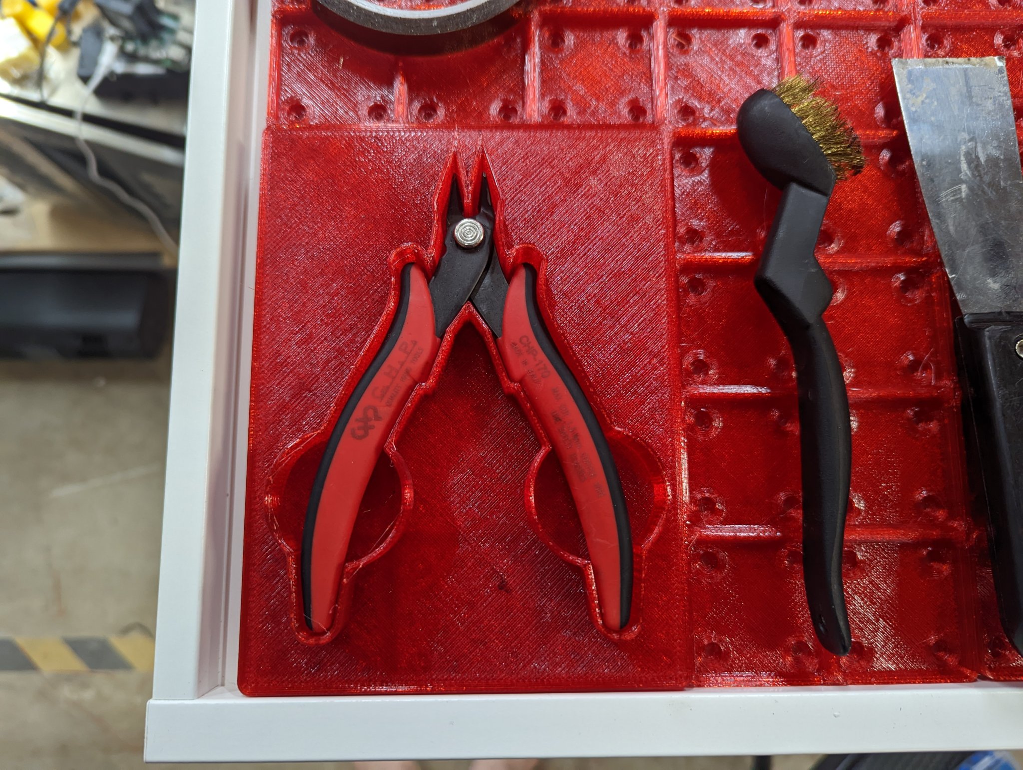 Giá đỡ CHP-170 cho hệ thống phân loại Gridfinity