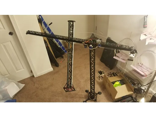 Cần cẩu tháp điều khiển từ xa cao 1.42m