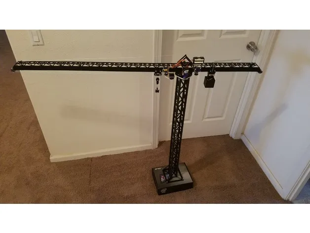 Cần cẩu tháp điều khiển từ xa cao 1.42m